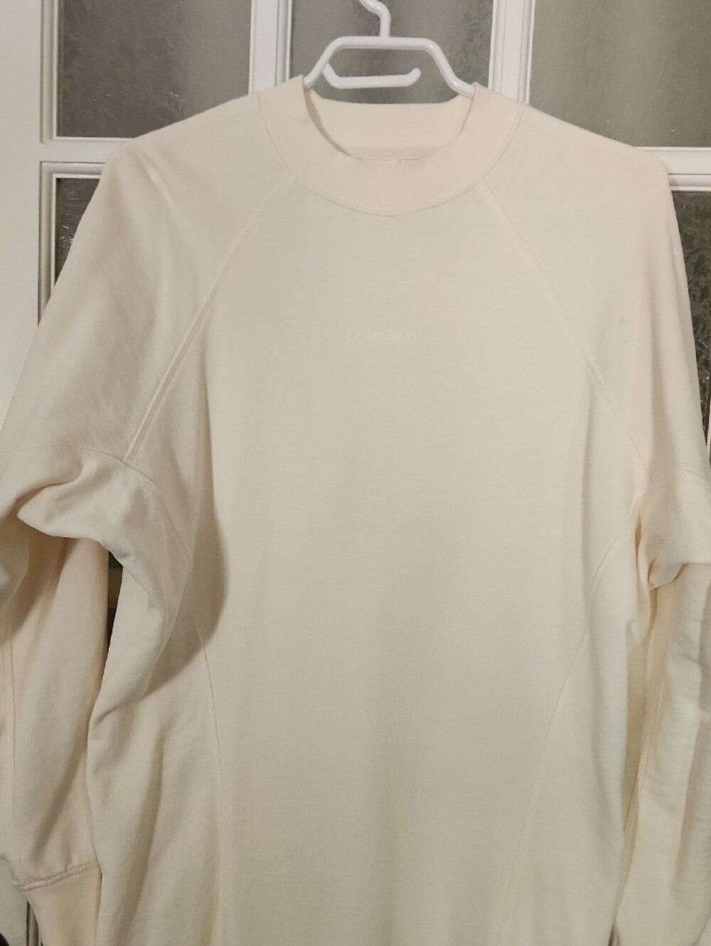 Calvin Klein Cream Crewneck Sweatshirt Top - Picture 4 of 9